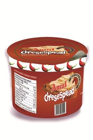 Amul Cheese Spread – Red Chilli Flakes, 200 gm