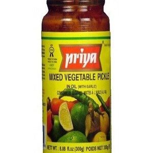 Priya Pickle – Mixed Vegetable (With Garlic), 300 gm Bottle